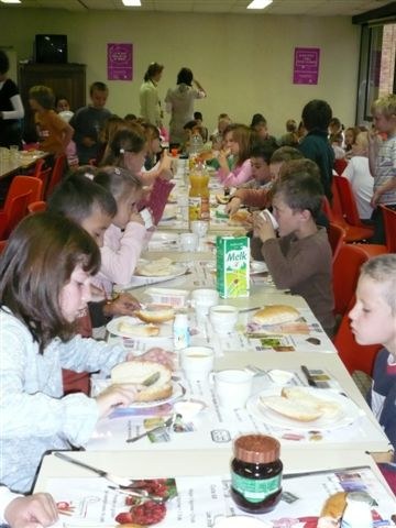 Photo écoledejeuner2.JPG
