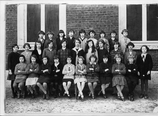 Ecole des filles de Baelen.jpg Ecole des filles de Baelen.jpg